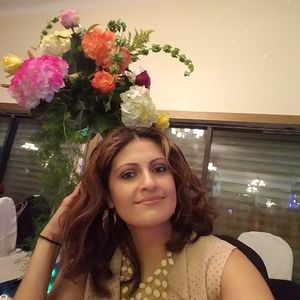 Meet your Posher, Angeles